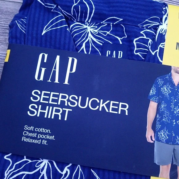 New Gap Seersucker Short Sleeve Striped Hawaiian Blue Button Up Shirt - Picture 3 of 10